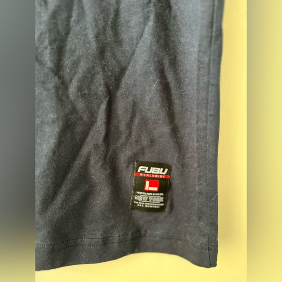 FUBU The Collection New Yorker 1992 T-Shirt - Picture 3 of 6